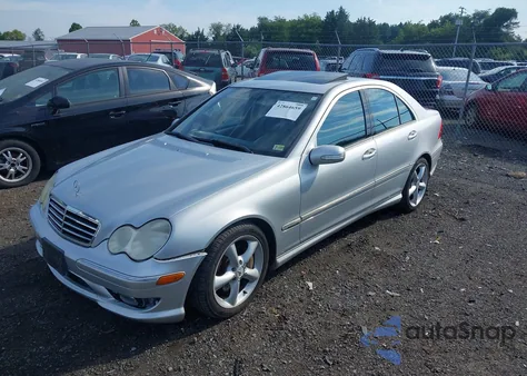 2006 Mercedes-Benz C 230 Sport from USA, damaged, VIN WDBRF52H56F743506
